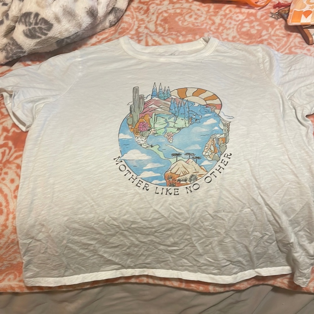 Gap t-shirt